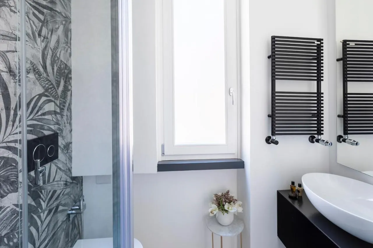 Romac Trinity - 3Bdr Apartment With Sauna & Jacuzzi In Campo De Fiori  Rom