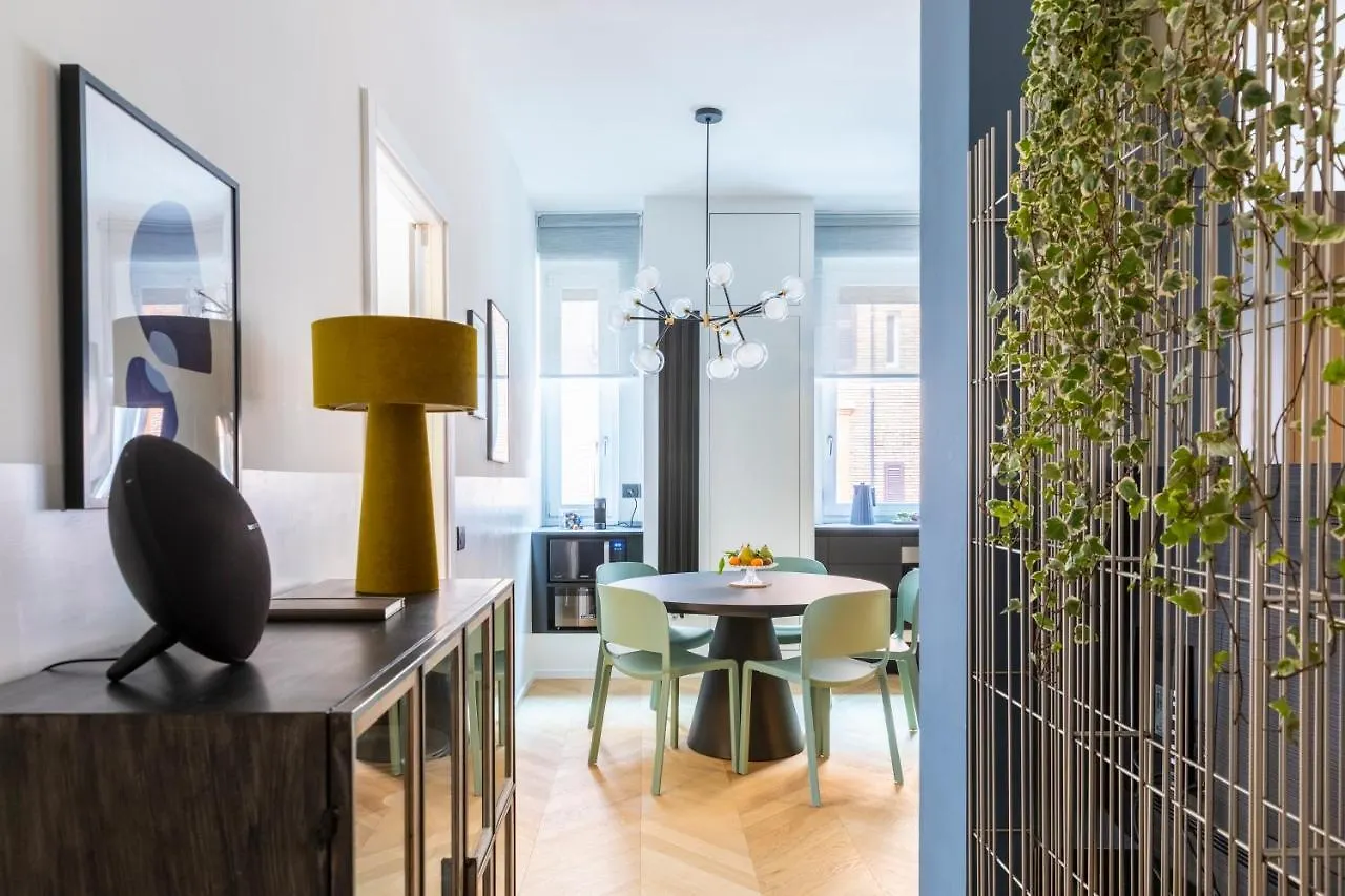 Romac Trinity - 3Bdr Apartment With Sauna & Jacuzzi In Campo De Fiori