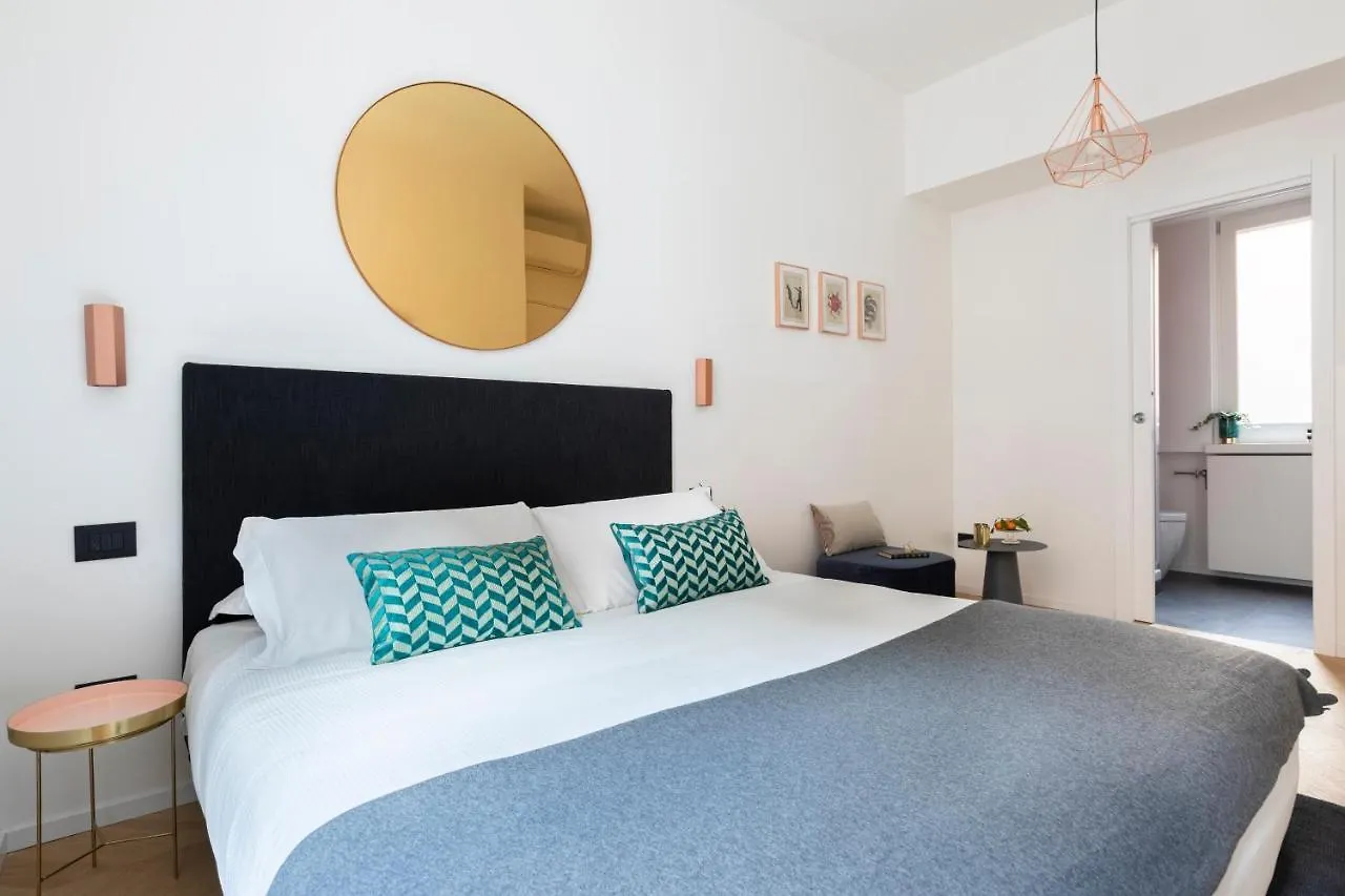 Romac Trinity - 3Bdr Apartment With Sauna & Jacuzzi In Campo De Fiori